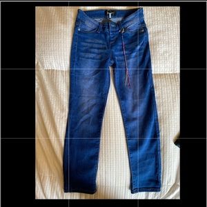 Girls size 10 DKNY Jeggings